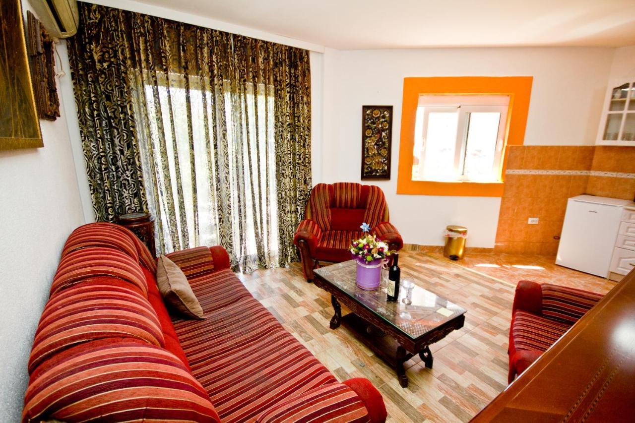 Apartmani Vukcevic Bar Kültér fotó