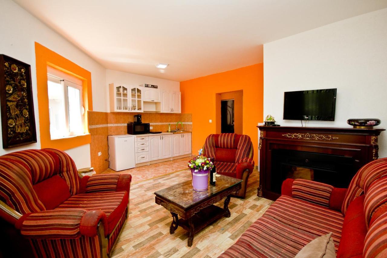 Apartmani Vukcevic Bar Kültér fotó